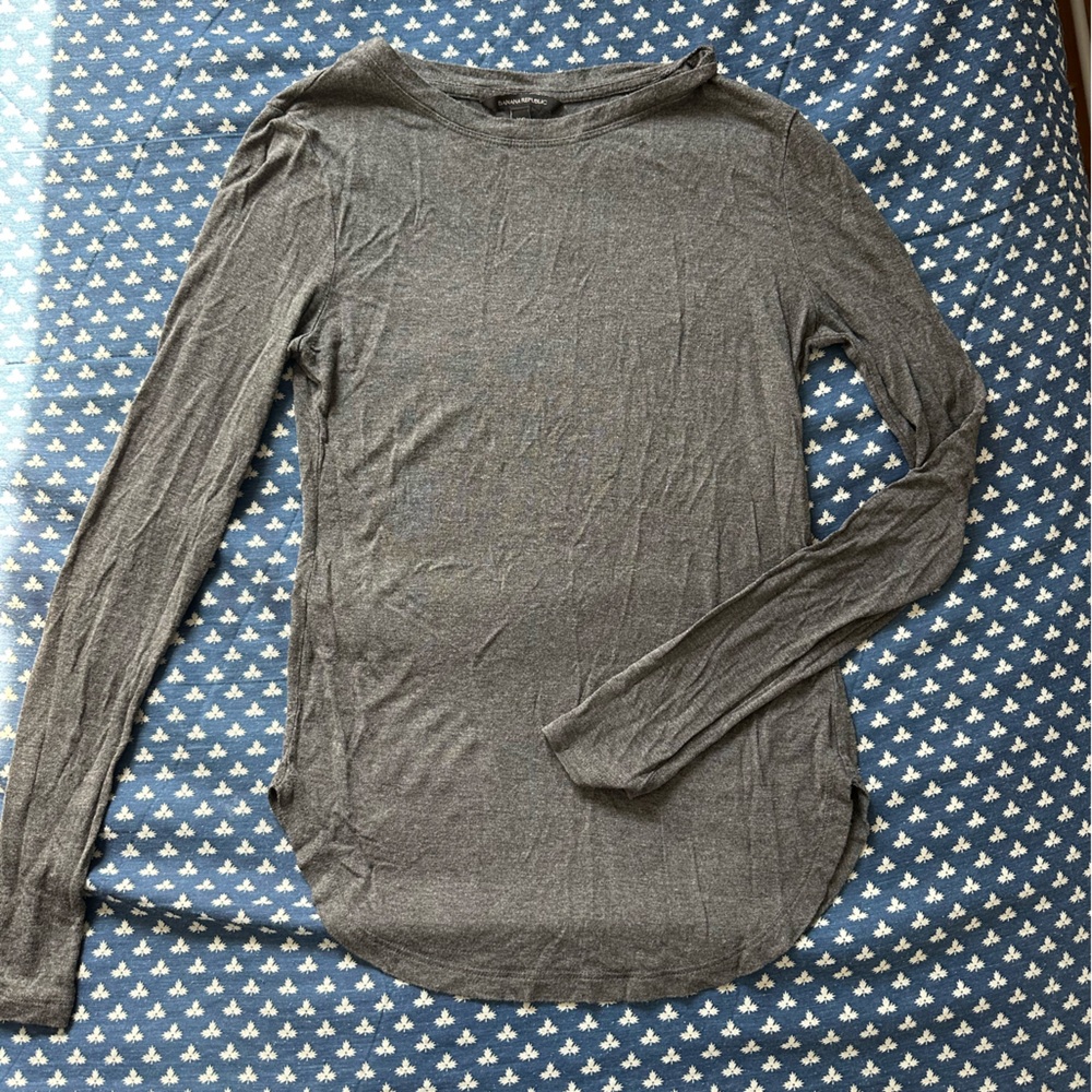 COMFY grey Banana republic long sleeve